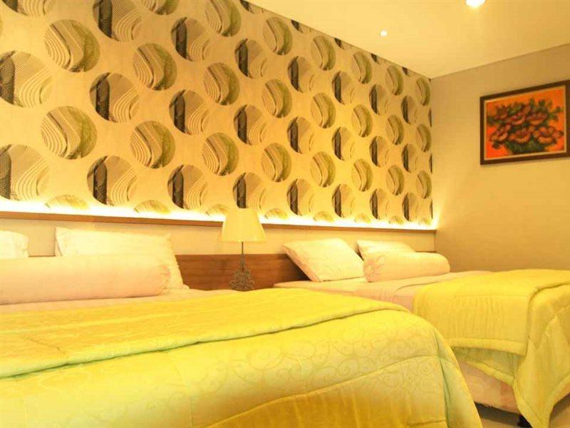Aquarium Hotel Pangandaran Exteriör bild