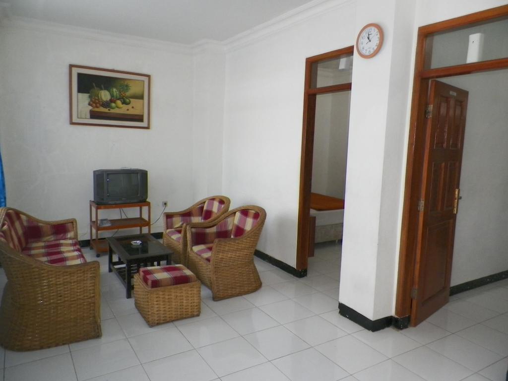 Aquarium Hotel Pangandaran Rum bild