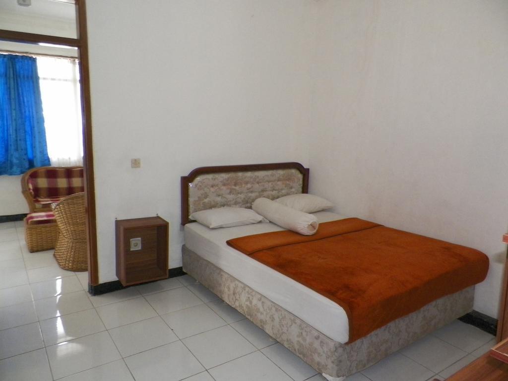 Aquarium Hotel Pangandaran Rum bild